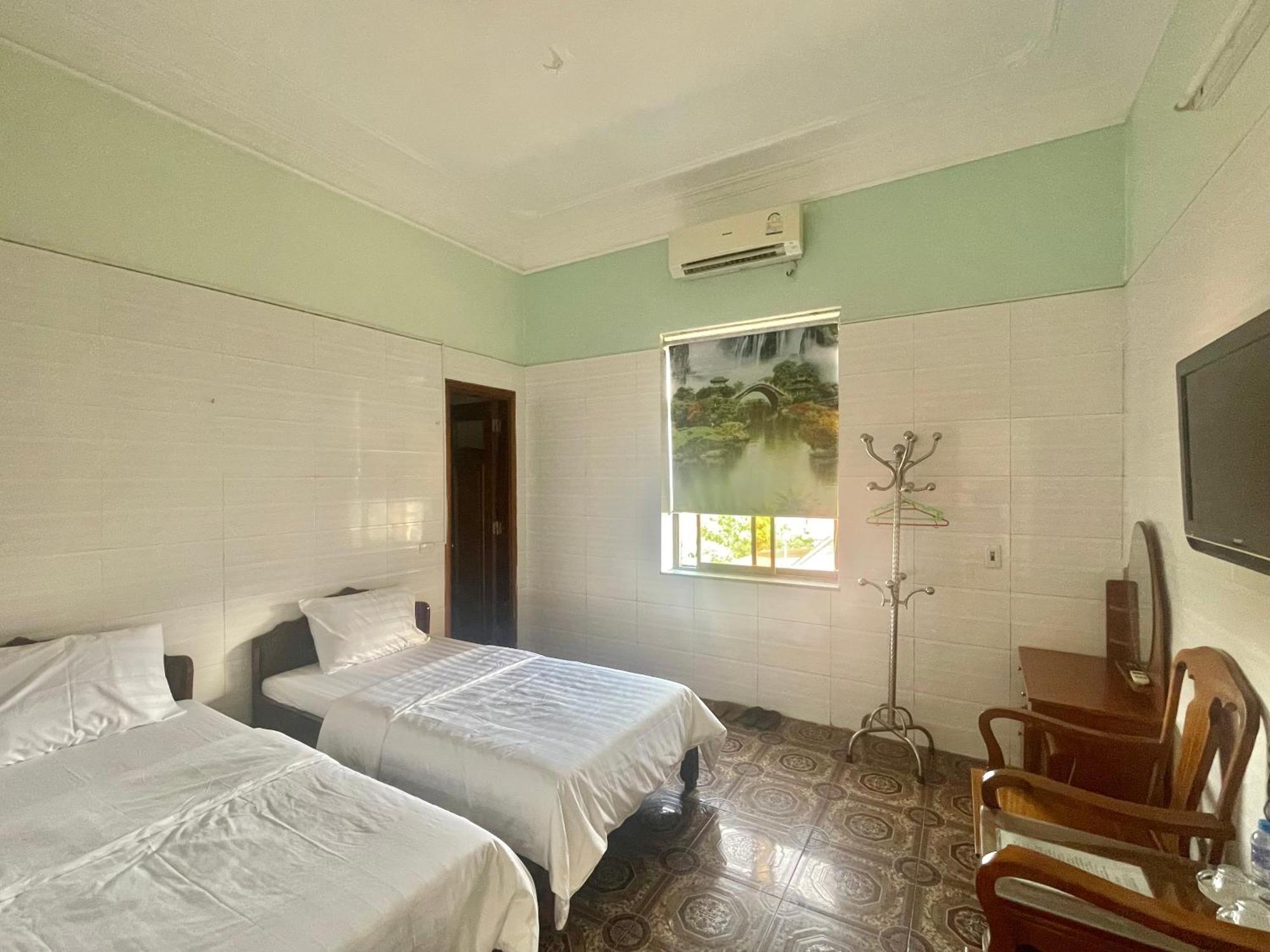 Bach Dai Dung Hotel Hà Tĩnh Exterior foto